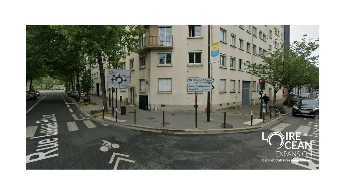 A louer local Île de Nantes quartier la Création