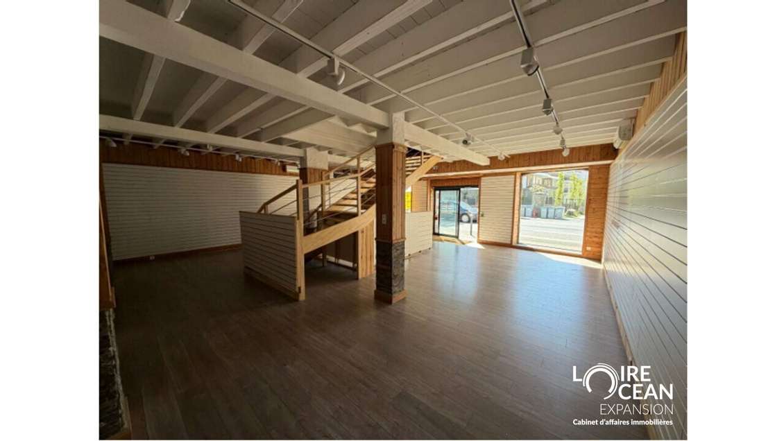 A louer local 300m² très bel emplacement à Nantes