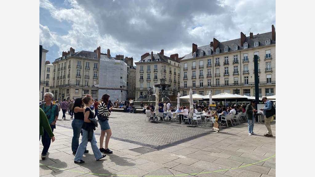 Local commercial à louer 143m² à Nantes centre