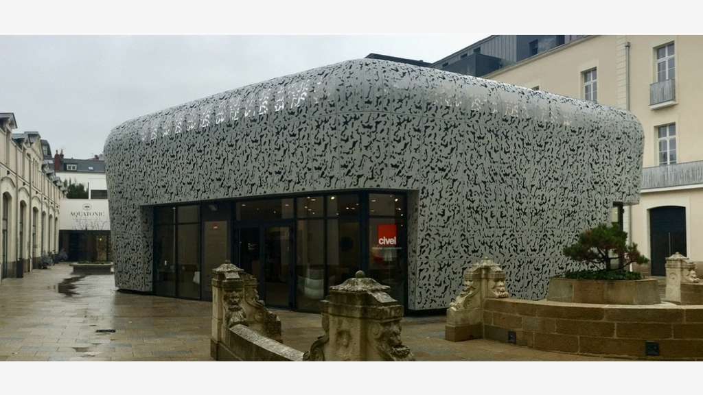 A louer cellule 251m² secteur haut de gamme Nantes