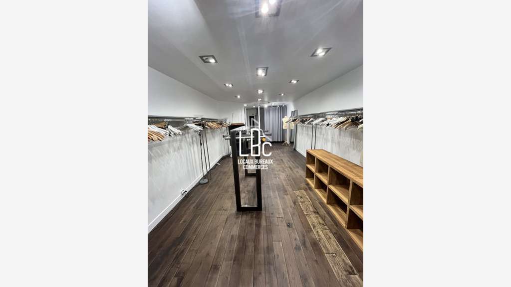 A louer local commercial 94m² Nantes centre-ville