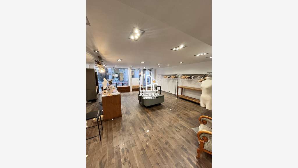 A louer local commercial 94m² Nantes centre-ville