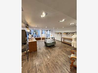 A louer local commercial 94m² Nantes centre-ville
