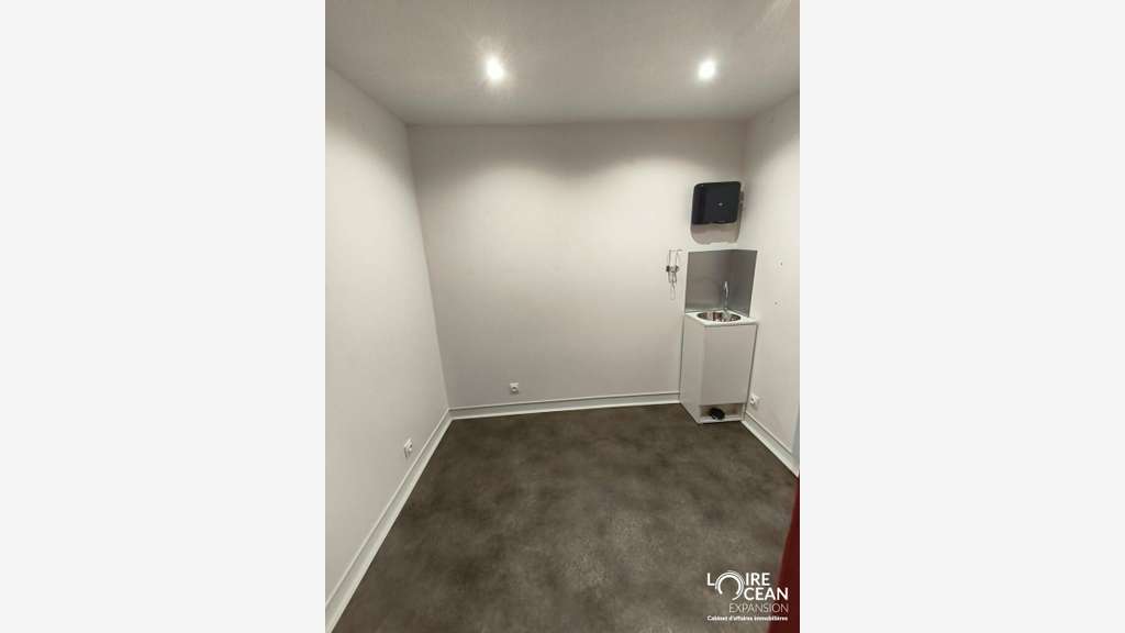 Local commercial 43m² à louer à Nantes Talensac
