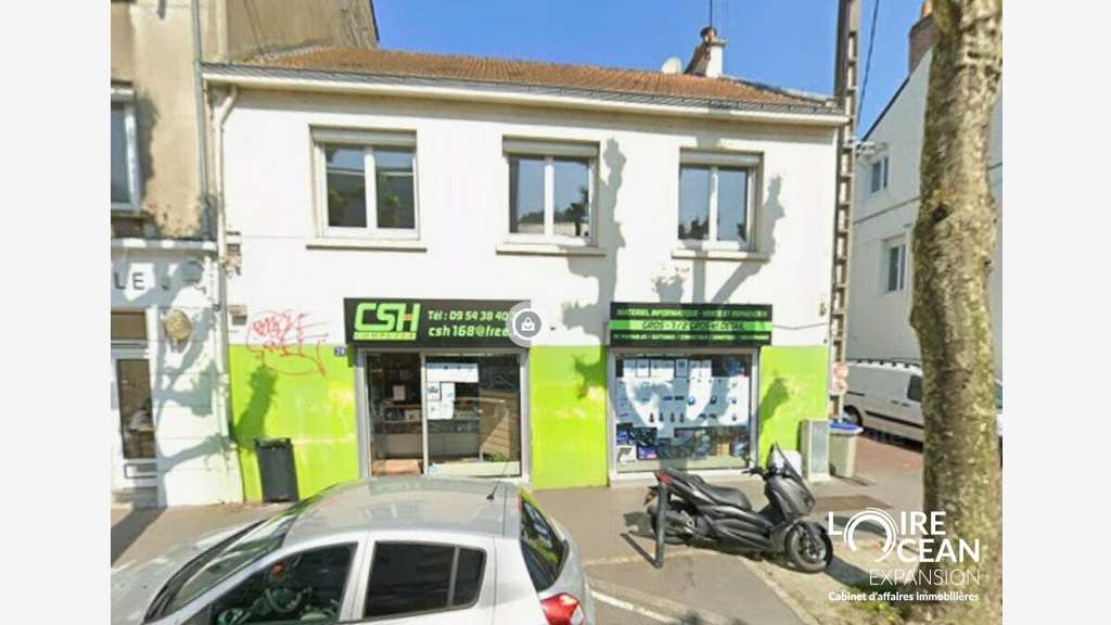 Local commercial 80m² à louer Nantes route Paris