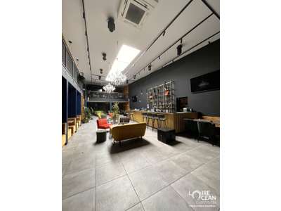 Location Locaux commerciaux - Boutiques à Nantes