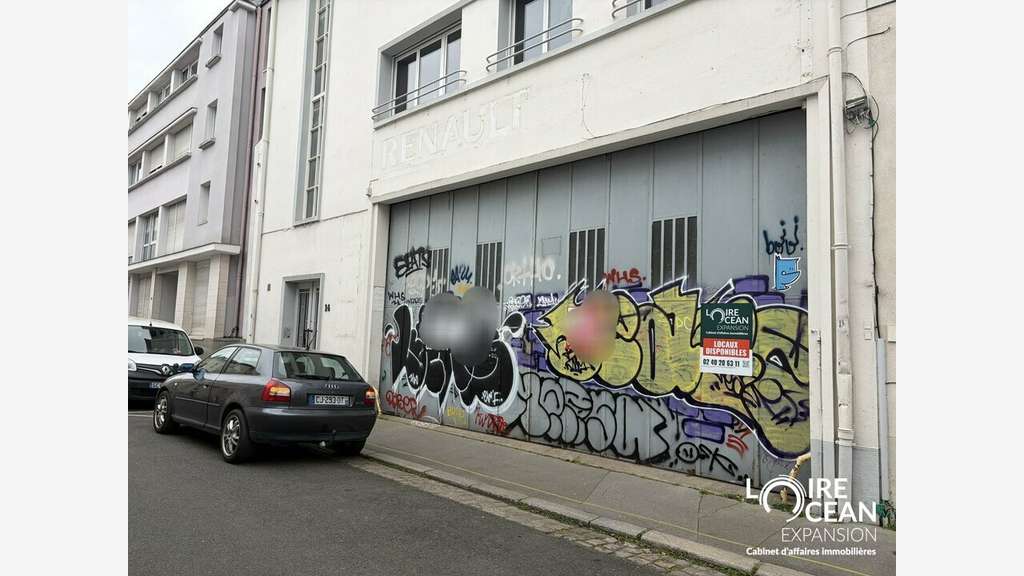 Local commercial 600m² à louer à Nantes Gare Sud