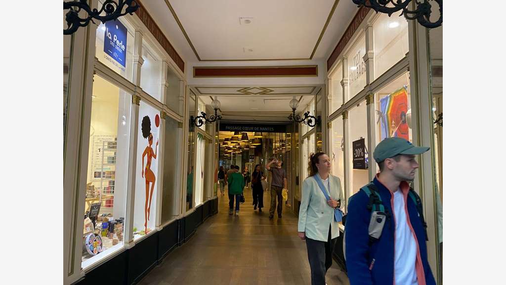 Local commercial à louer 357m² à Nantes centre