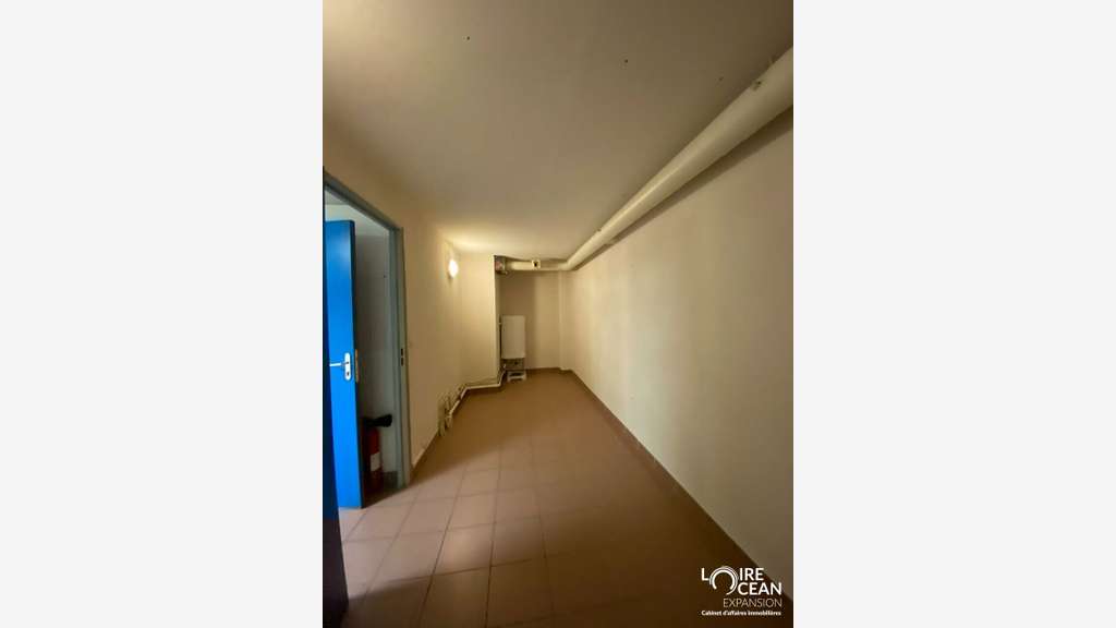 A louer local commercial de 148m² à Nantes Sud