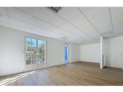 Location Locaux commerciaux - Boutiques à Nantes