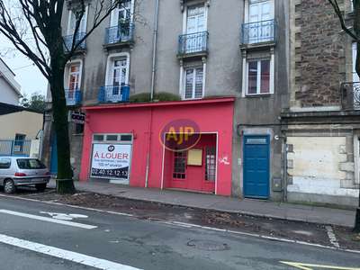 Location Locaux commerciaux - Boutiques à Nantes