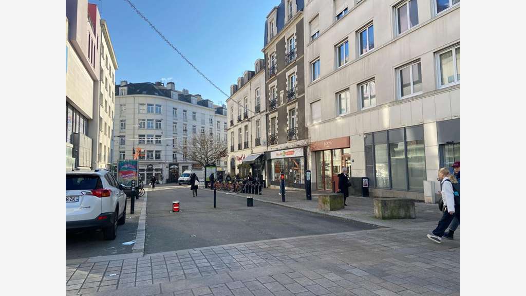 A louer local commercial 67m² Nantes centre Brem