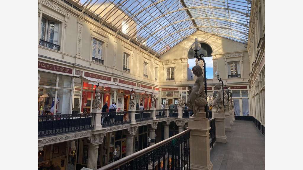Loue local commercial 80m² centre Nantes Crébillon