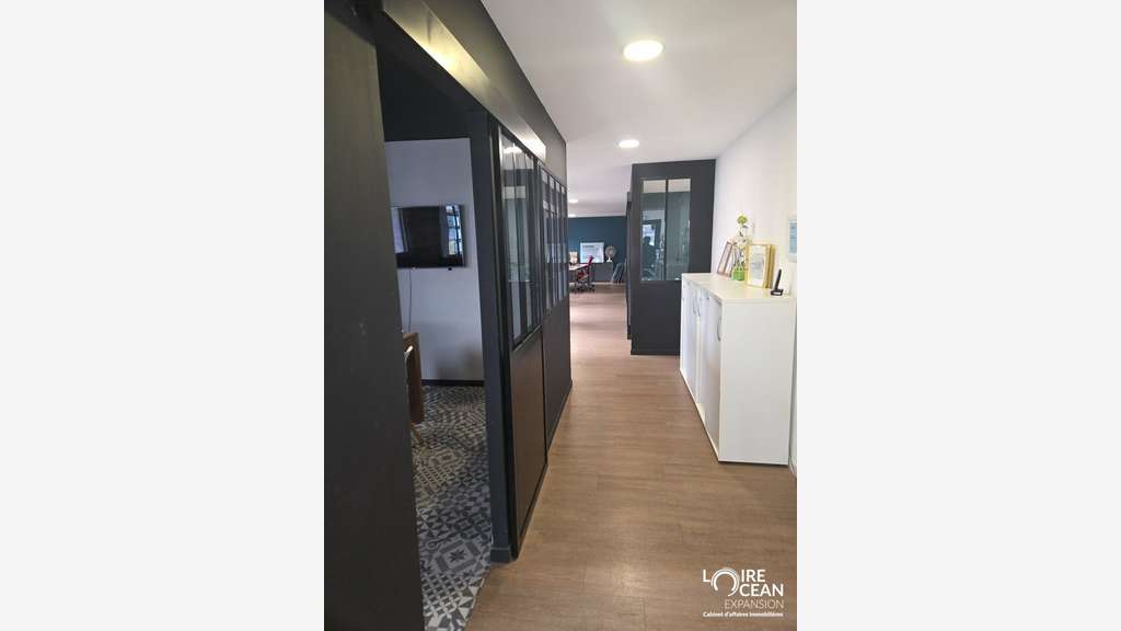 Loue bureaux de 120m² à Nantes route de Vannes