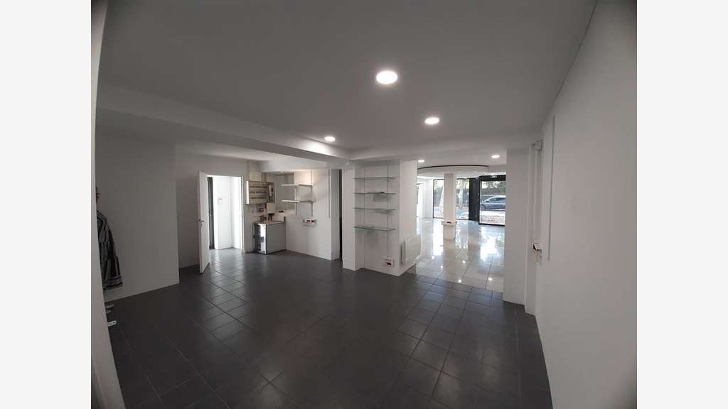 A louer local commercial 120m² à Nantes Mellinet