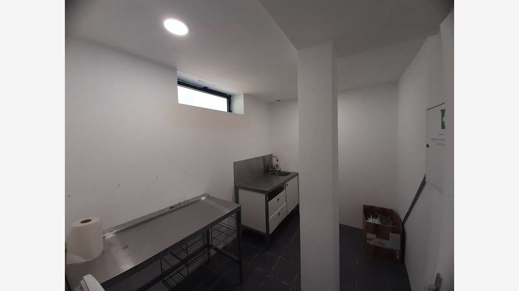 A louer local commercial 120m² à Nantes Mellinet