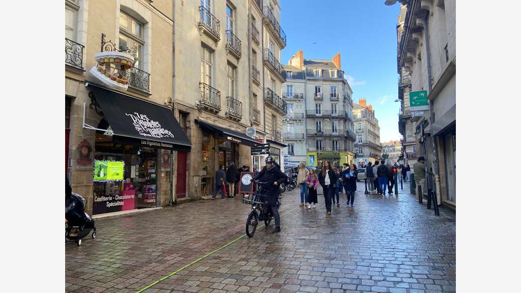 Local à louer 182m² Nantes Rue de Strasbourg