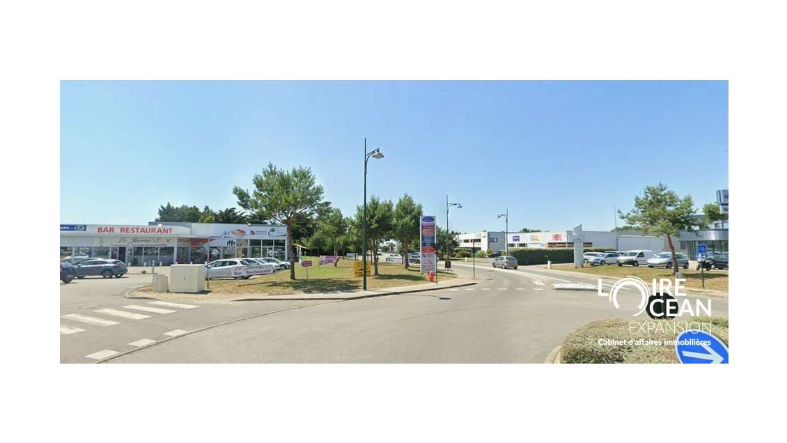 LOCAL A LOUER ZONE LECLERC PORNIC