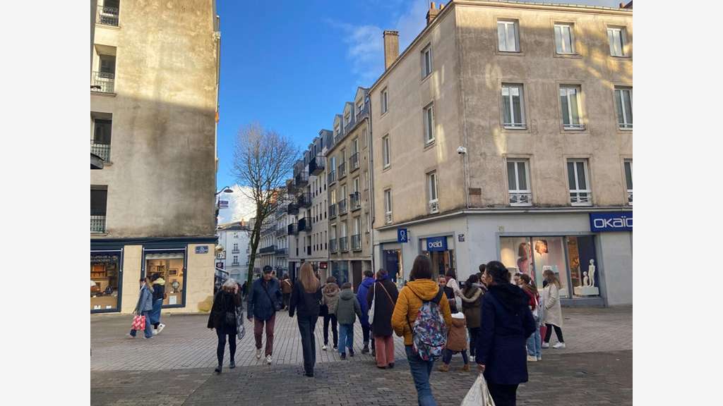 A louer local commercial 213.50m² à Nantes centre