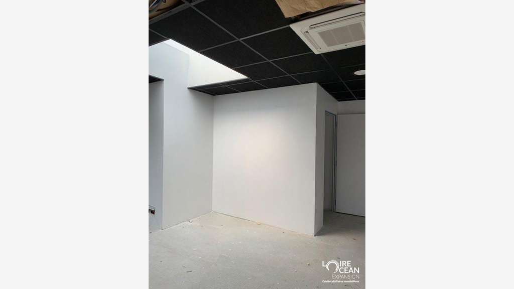 Local commercial 375m² à louer Nantes St-Herblain