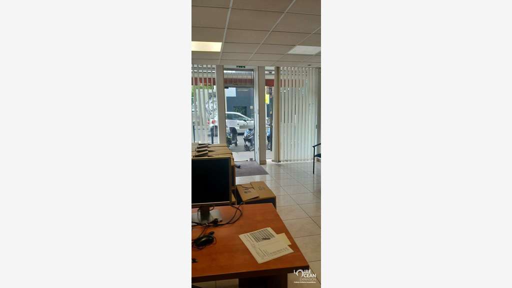 A louer local commercial 80m² à Nantes proche CHU