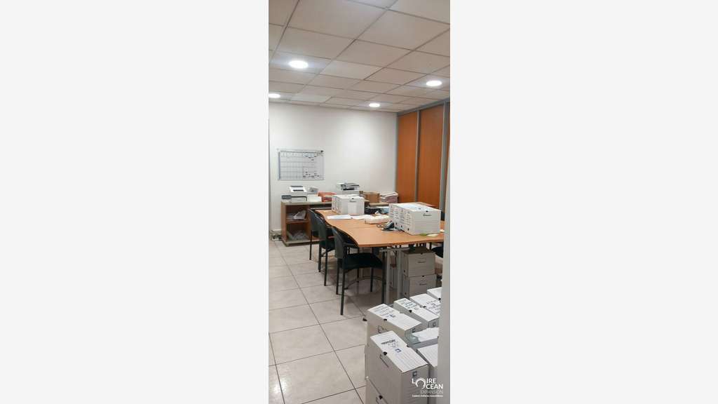 A louer local commercial 80m² à Nantes proche CHU