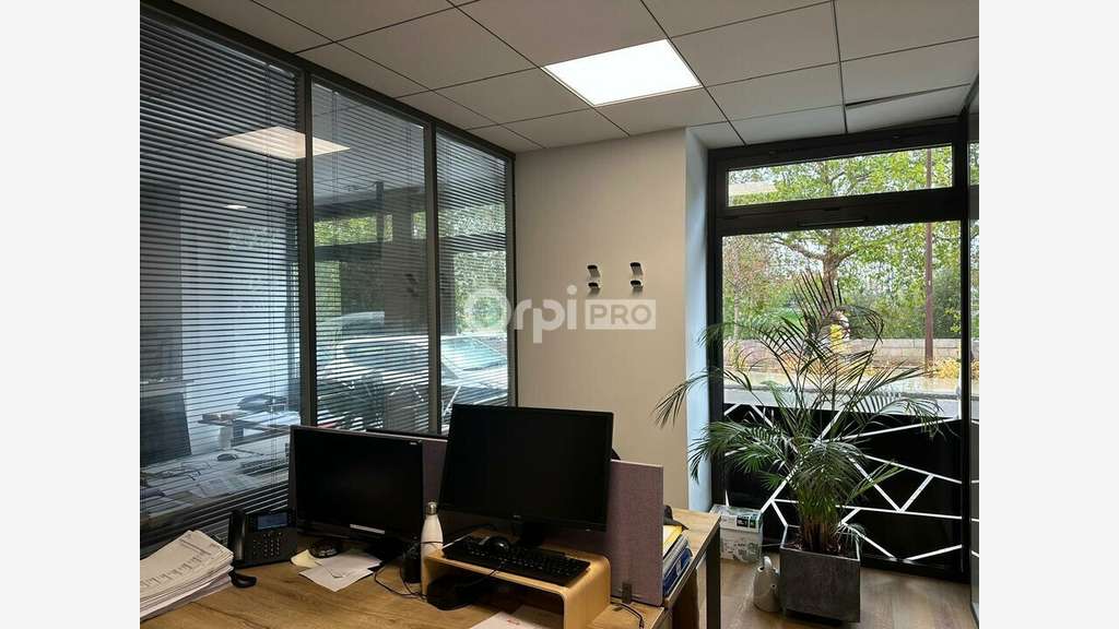 A louer bureaux 134m² Nantes face à la Loire