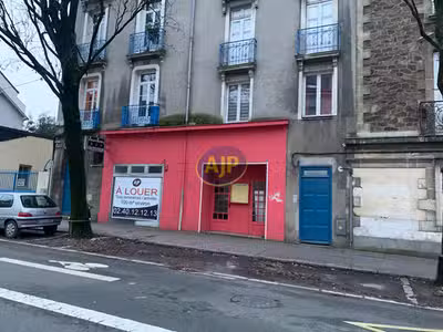 A louer local commercial boulangerie 110m² Nantes 