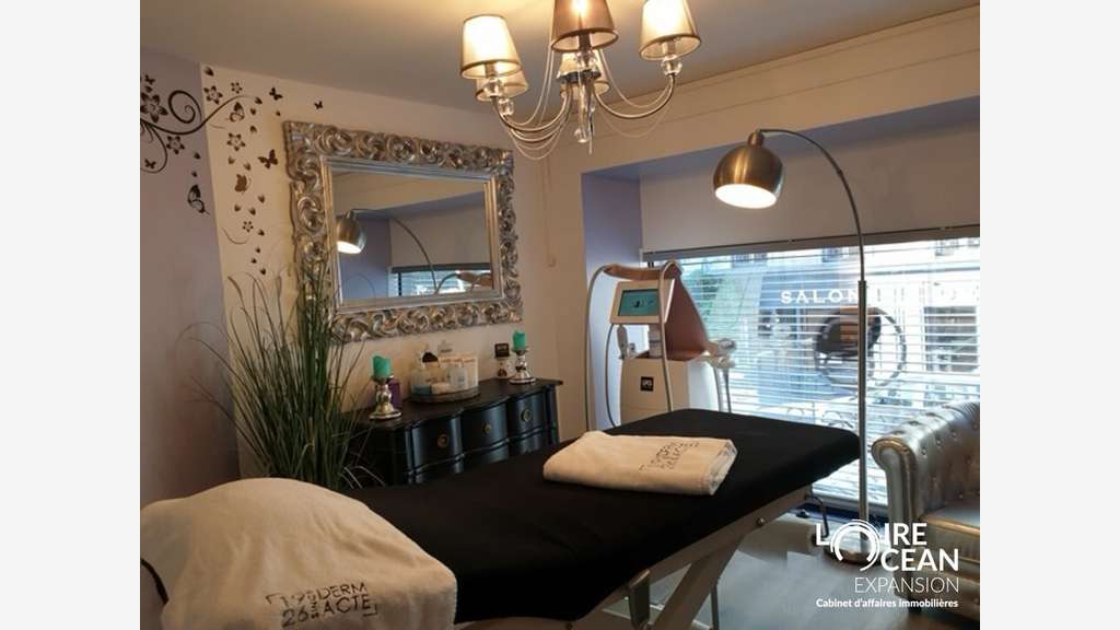 Local commercial de 80m² à louer à Nantes Radisson