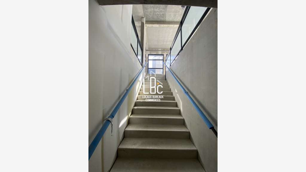 Nantes Saint Félix - Local professionnel 188 m² à 