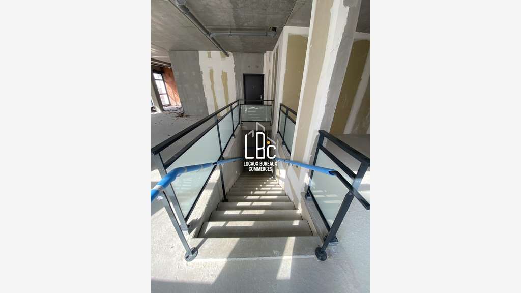 Nantes Saint Félix - Local professionnel 188 m² à 