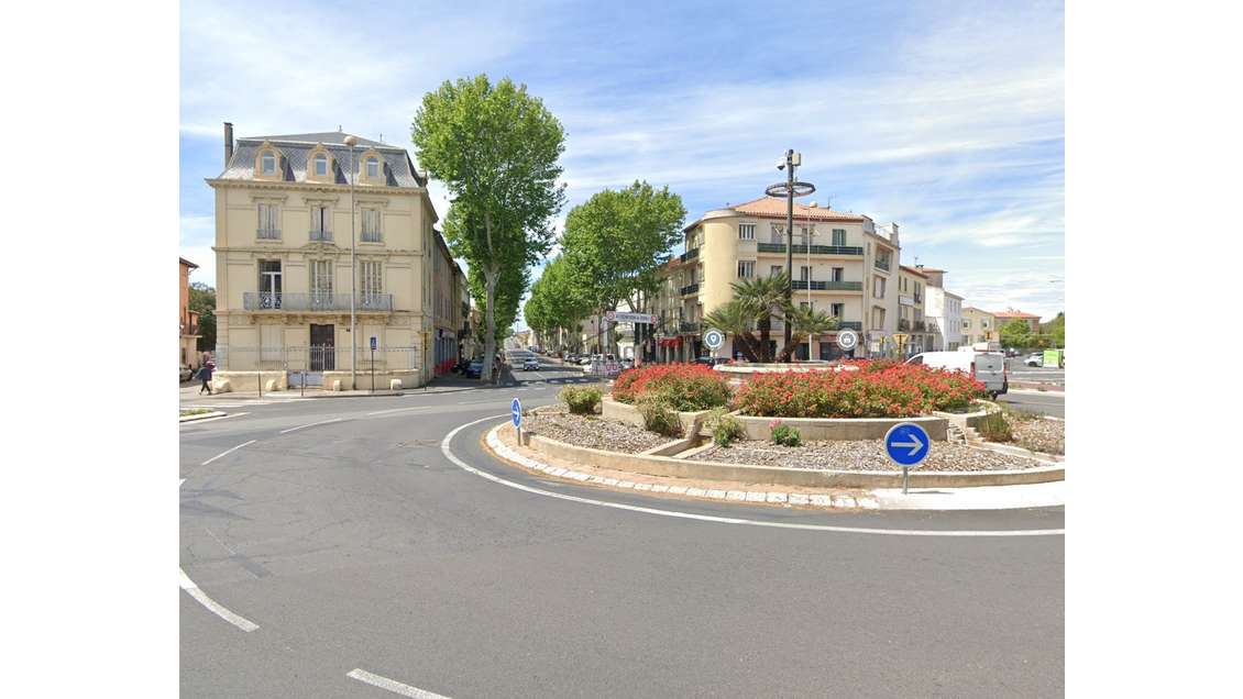 Location local indus 410m² Narbonne empl premium