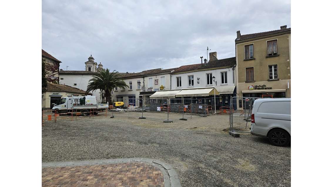 Location local commercial 158m² à Nérac