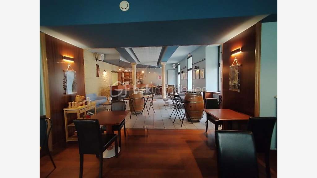 A louer bar restaurant clé en main à Nérac centre
