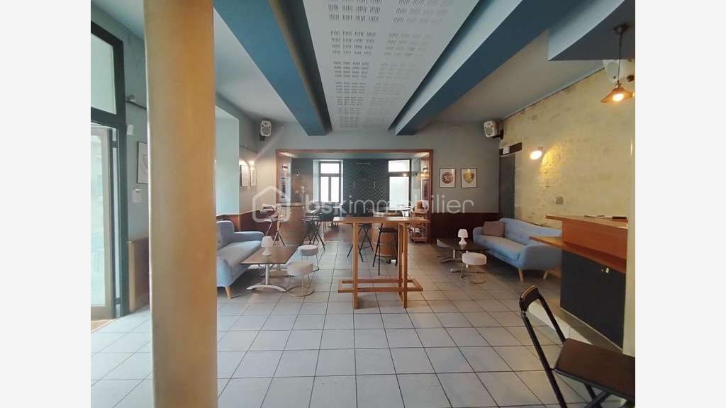 A louer bar restaurant clé en main à Nérac centre
