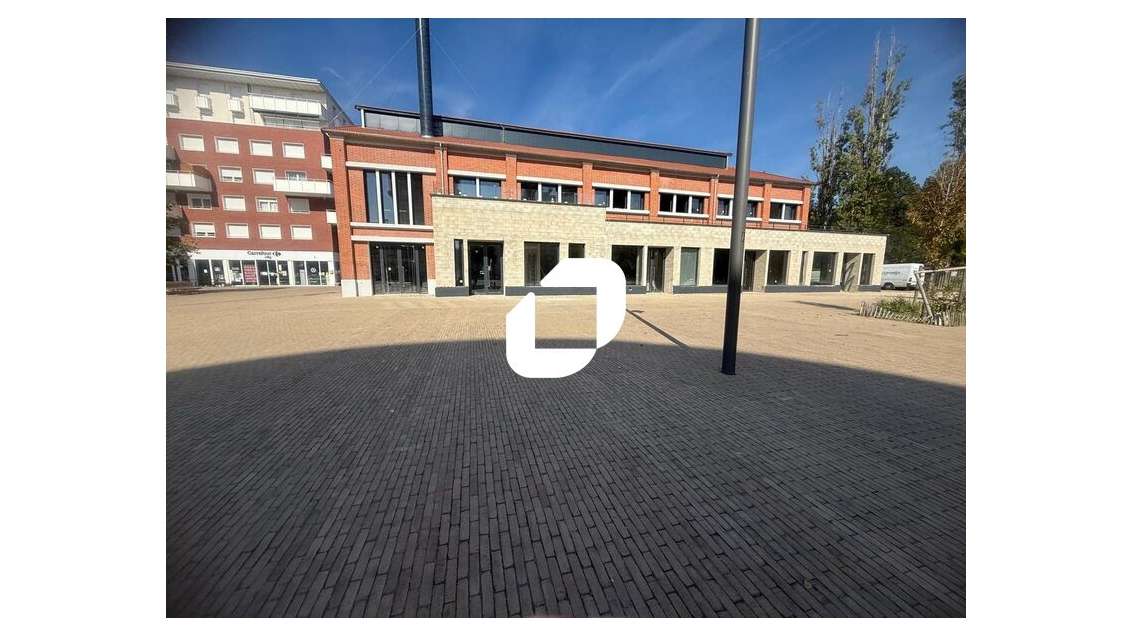 A louer Local commercial 162m² Neuilly sur marne