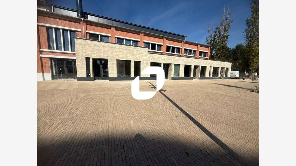 A louer Local commercial 162m² Neuilly sur marne