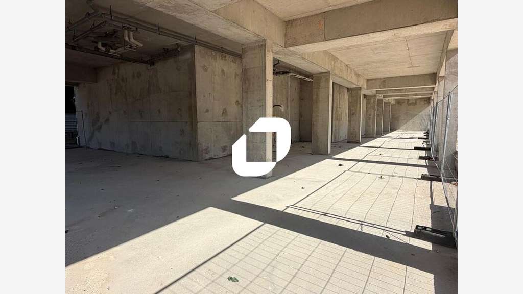 A louer Local commercial 297m² Neuilly sur marne