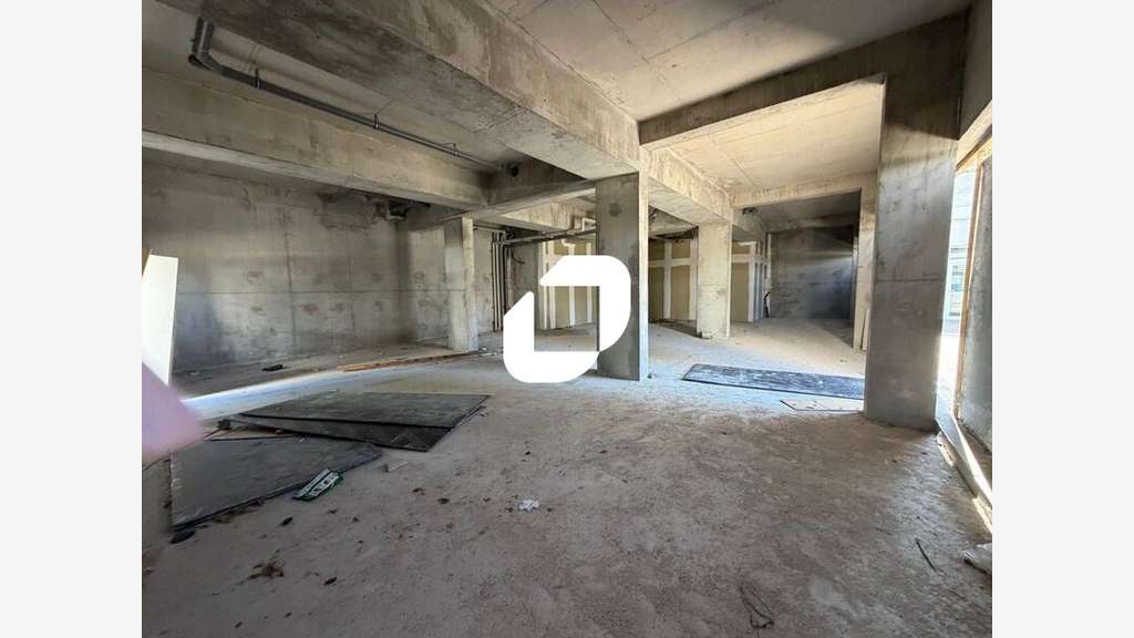 A louer Local commercial 169m² Neuilly sur marne
