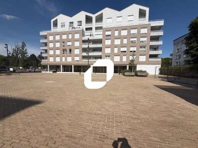 A louer Local commercial 297m² Neuilly sur marne