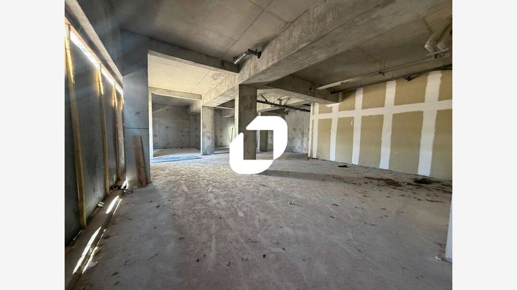 A louer Local commercial 169m² Neuilly sur marne