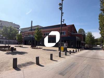 A louer Local commercial 162m² Neuilly sur marne