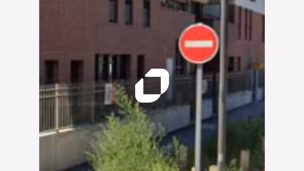 A louer Local commercial 165m² Neuilly sur marne