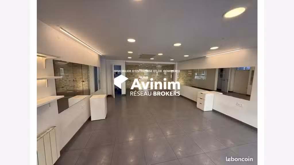 A louer local commercial 48m² à Neuilly sur Seine