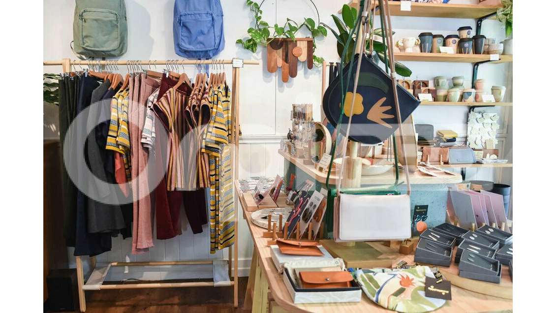 A louer local commercial 45m² centre Neuville