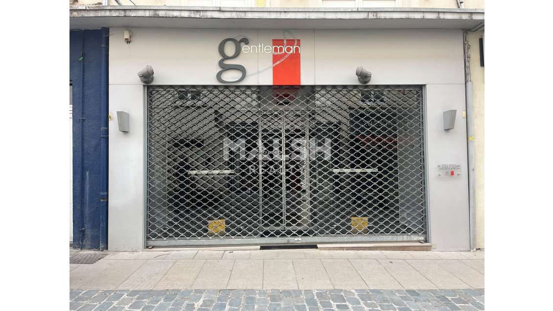 Local commercial - À louer 105 m² - NEUVILLE SUR S