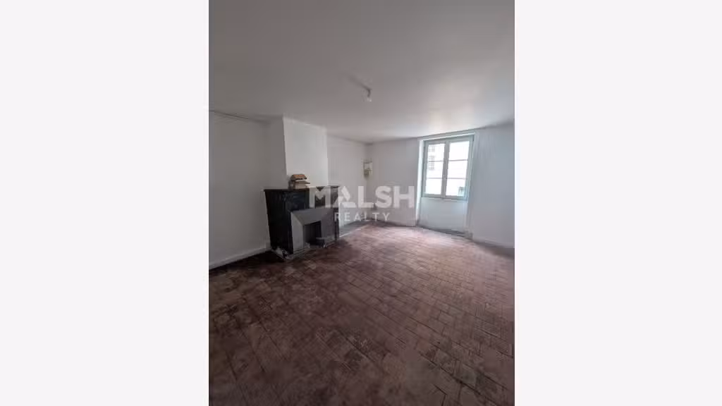 Local commercial 62m² à louer à Neuville sur Saône