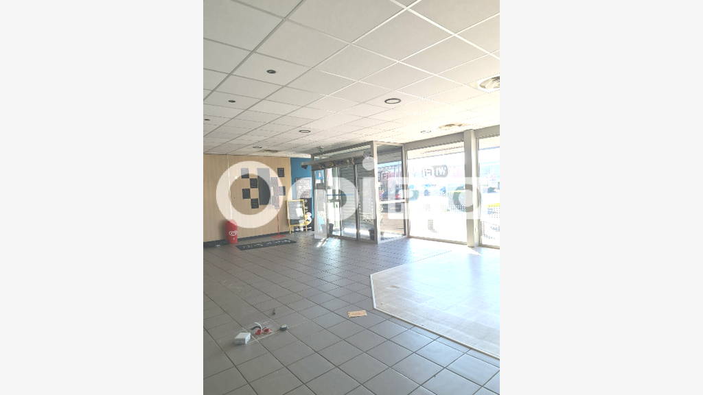 Local commercial 207m² accès PMR à louer à Nevers 