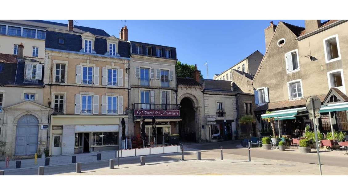 Location local commercial de 68m² à Nevers