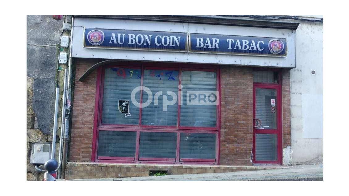 A louer local bar et logement 80m² à Nevers centre